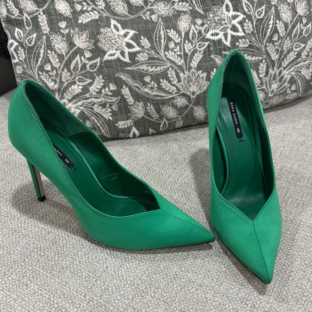 Zara Elegant Green Women's Pumps